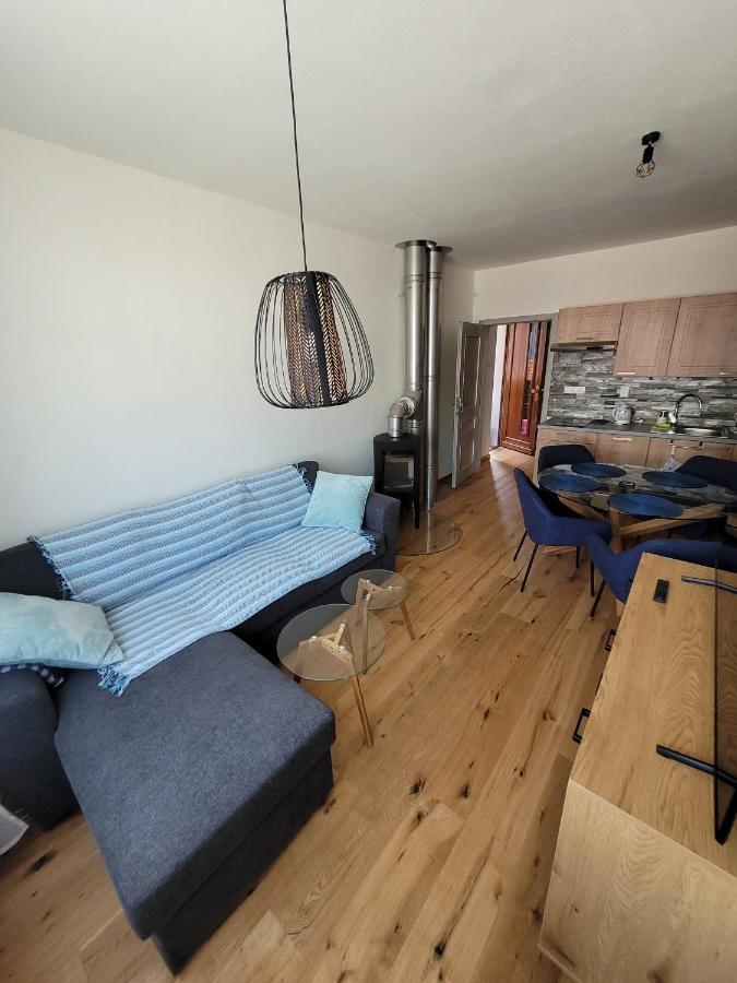 Artur Apartment Myto Mýto pod Ďumbierom Exteriör bild